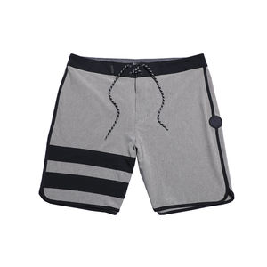 Shorts de sport pour hommes à cordon de serrage, longueur genou, prix de gros personnalisé, motif uni teint en fil, écologique, 2026 - Product Image 1