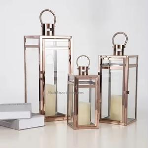 Lanterne à bougie en métal plaqué or brillant avec verre transparent pour décoration de table de fête d'événement lanternes de sol de décoration de la maison - Product Image 6