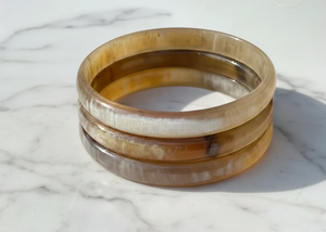 Elegante Brazalete de Cuerno Natural Pulido, Joyería Artesanal de Cuerno de Búfalo Ecológica, Estilo Tradicional Étnico Bohemio para Mujer - Product Image 3