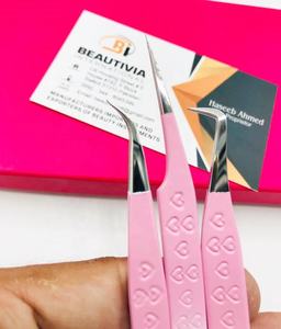 แหนบต่อขนตาแบบมืออาชีพ ลายหัวใจสองสี ผลิตจากเหล็กที่ยั่งยืน จับถนัดมือ แหนบเสริมความงาม รับผลิตแบรนด์ส่วนตัว - Product Image 6