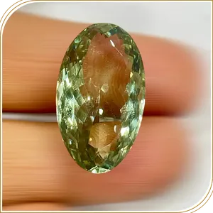 Pierre précieuse naturelle en améthyste verte, quartz, pierre brute, taille ovale 28x17x11mm, poids 30.05ct, cristal naturel - Product Image 1