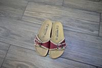 Mules en cuir véritable à bout ouvert pour printemps/été Style plat et rond avec semelle intérieure en PVC et caractéristique antidérapante Design sportif pour l'hiver