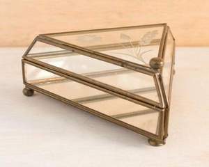 Luxury Metal And <b>Glass</b> <b>Jewelry</b> <b>Box</b> Shiny Polished Surface Intricate Pattern Secure Lock Perfect For <b>Jewelry</b> Organization - Product Image 4
