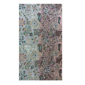 Tissu Georgette en polyester à la mode avec tissu de broderie de motifs abstraits floraux pour la fabrication de robes de mariée - Product Image 1