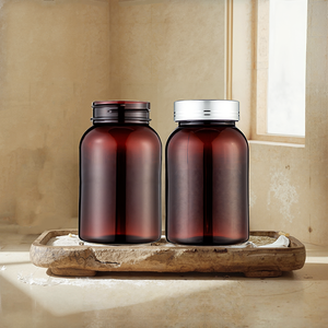 Botella de cápsula de plástico PET ámbar de Venta caliente Botella de píldora de medicina vacía con tapón de rosca de 180ml para uso farmacéutico y sanitario - Product Image 1