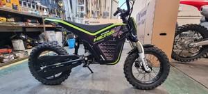 Kubergs Cross Hero Lightweight Electric Dirt Performance Edition 1 Neuf en stock à vendre - Product Image 4