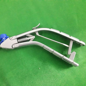 Nouveau porte-aiguille laparoscopique manuel réutilisable en acier inoxydable de haute qualité, pour chirurgie générale, certifié CE ISO13485 Classe I - Product Image 5