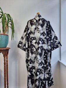 Bata de casa a mano con estampado de algodón puro Kimono de verano Floral Beach Coverup Cómodo Maternidad Monocromo Negro Blanco Animal Diosa - Product Image 2