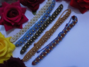 Tobillera Bohemia hecha a mano de macramé con mezcla de colores acordes encontrar pequeñas cuentas de latón ajustables para Feliz Año Nuevo y regalo de aniversario - Product Image 4