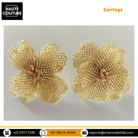 Model terbaru desain pesta pakaian malam buatan tangan bunga mawar manik-manik atasan anting dari atasan terdaftar produsen India