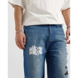 กางเกงยีนส์ทรงตรงสไตล์วินเทจ Rebel ผ้าเดนิมถักหลวมๆ ปักลายเพชร ล้างสีแบบ Stonewashed สไตล์ฮิปฮอป สำหรับฤดูหนาว สีอ่อนและสีเข้ม - Product Image 1