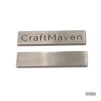 Accessoires de sac en cuir de luxe à la mode avec autocollant de logo personnalisé et plaques de gaufrage caractéristique robuste pour l'artisanat