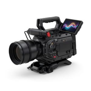 Caméra de cinéma originale de haute qualité, résolution 12K, capteur Super 35, kit professionnel avec cage, poignées et système d'alimentation - Product Image 3