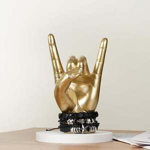 AK รูปปั้นประดับโต๊ะทำจากโลหะทำจากทองเหลืองคุณภาพสูงรูปปั้นสำเร็จรูปสีทองสำหรับตกแต่งโต๊ะ - Product Image 1