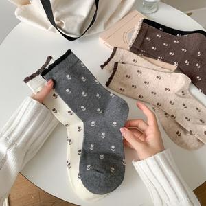 Nouvelles chaussettes pour femmes tendance 2026, vente chaude, chaussettes à volants de haute qualité, confortables, pour hommes, chaussettes de sport, chaussettes athlétiques - Product Image 2