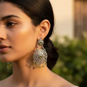 Boucles d'oreilles pendantes en or 18 carats plaqué or, avec perles et diamants, pour femmes, bijoux de mariage et de soirée - Product Image 2