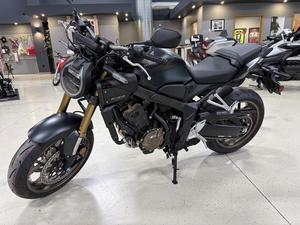 Ventes aux enchères 2026 CB650R E-Clutch Nouvelles motos avec une puissance de 1001-2000W et une vitesse maximale de >80 km/h - Product Image 1