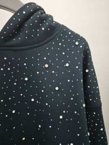 Sweat à capuche zippé avec strass, design cristal brillant, pull streetwear à la mode pour femmes, tenue décontractée en coton doux - Product Image 5