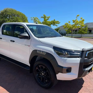 เบาะผ้าหุ้มพวงมาลัยขวา2024สำหรับ Toyota HILUX 2.8 GD6 Legend DC 4W - Product Image 1