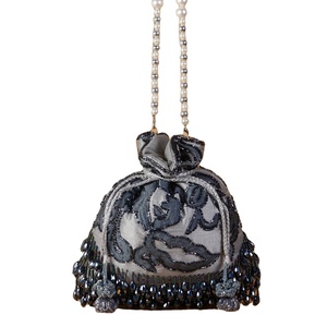 Bolsa Potli Bordada a Mano de Nuevo Diseño, Tradicional India para Bodas, Gran Venta en Catar y Canadá por LUXURY CRAFTS - Product Image 1