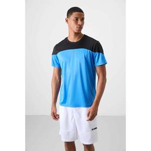 T-shirt de sport actif à col rond pour homme TOMMYLIFE, coupe standard, polyester à séchage rapide, noir et bleu saxophone, modèle 88386 - Product Image 3