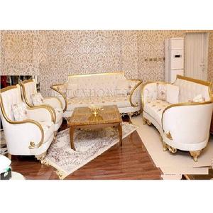 Elegante juego de sofás de 7 plazas para sala de estar, juego de sofás pulidos blancos modernos para el hogar, muebles de sala de estar de aspecto moderno - Product Image 1