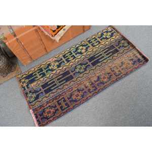 Alfombra Vintage de 2.2x4.3 pies, Alfombra Turca, Alfombra de Lana con Diseño Floral Azul - Product Image 3