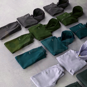 Ensembles de survêtements décontractés pour hommes, écologiques, personnalisés, légers, de haute qualité, en coton/polyester, avec capuche, vente en gros - Product Image 2