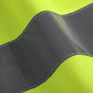 Chaleco Reflectante de Alta Visibilidad para Hombre, Personalizable de Fábrica, Impermeable, de Nailon Antiarrugas con Bolsillos - Product Image 4