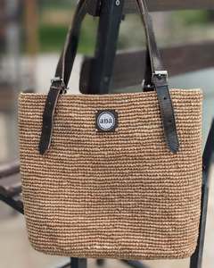 Sac fourre-tout en raphia tressé Ana avec anses en cuir, couleur naturelle, style décontracté, sac à main pour femme, design ouvert durable - Product Image 3