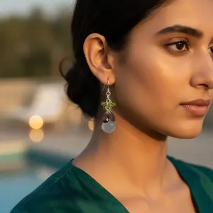 Pendientes de Plata de Ley 925 con Calcedonia de Moda para Mujer, Joyería con Piedras Preciosas de Perla Esmeralda en Forma de Flor y Corte de Pera para Compromiso - Product Image 1