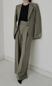 Camisa y pantalones elegantes de alta moda para mujer Euphony de cintura media con estilo minimalista para el verano - Product Image 5