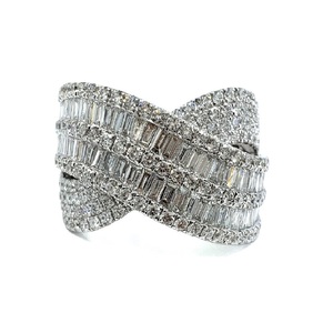 Bijoux fins, brillants, de haute qualité, bague de fiançailles et de mariage en or blanc 18 carats avec un grand diamant rond pour femmes - Product Image 1