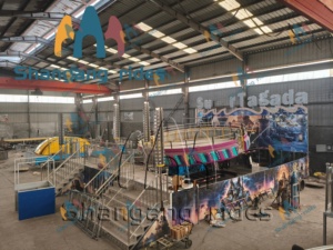 Manèges de parc d'attractions à <span class=keywords><strong>prix</strong></span> d'usine : Système hydraulique <span class=keywords><strong>Tagada</strong></span> de saut et rotation, sans ceinture de sécurité, expérience extrême - Product Image 3
