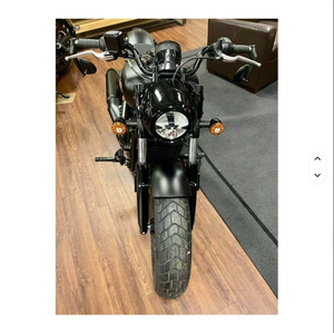 I-n-d-i-a-n Scout Bobber Limited +Tech Black Smoke Nouvelle Moto Cruiser - Product Image 1