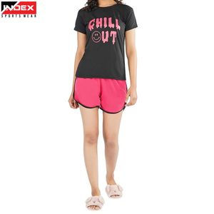 Conjunto de 2 Piezas para Mujer, Camiseta Negra y Pantalones Cortos Rosas con Estampado Chill Out, Ropa Deportiva Casual de Primavera/Verano - Product Image 1