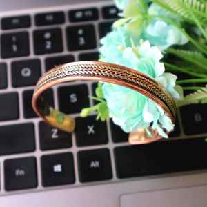 Brazalete magnético ajustable de latón Joyas de yoga unisex - Product Image 1