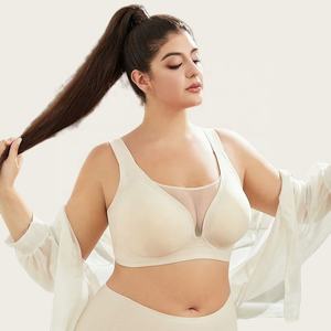 บราไร้โครงแบบไร้ตะเข็บสำหรับสาวพลัสไซส์ ดีไซน์หลังรูปตัวยู พร้อมฟองน้ำเสริมทรง ชุดชั้นในสไตล์ลำลองสำหรับฤดูร้อน - Product Image 2