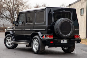 Asequible, con Volante a la Izquierda |   Volante a la derecha |   1975 Volkswagen Tipo S2 Microbus Conversión de 23 Ventanas - Product Image 3