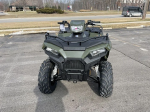 Listo para enviar: Cuatrimoto Sportsman 450 H O 2023 - Product Image 2