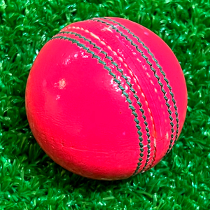 Balles de match de cricket en cuir rose 4 et 2 pièces 156g Balles dures de cricket de test match - Product Image 1