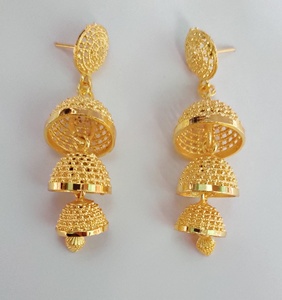 ชุดต่างหูเกรดพรีเมี่ยมสุดพิเศษพร้อม22CT ต่างหูชุบทอง Jhumka เครื่องประดับสำหรับผู้หญิงโดยผู้ส่งออกอินเดีย - Product Image 4