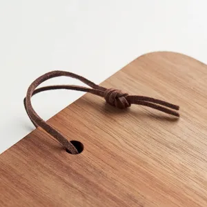 Tagliere in acacia SERVIRO personalizzabile per merchandising - Product Image 1