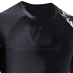 Dernière conception de chemise de compression pour hommes Meilleur matériel Vêtements de gymnastique Dernier t-shirt de compression - Product Image 4