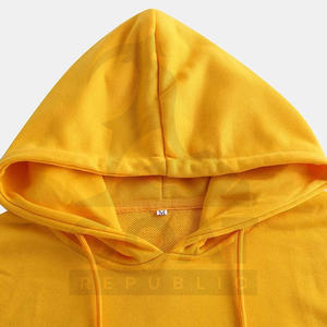 เสื้อฮู้ดอนิเมะฤดูหนาวขายส่งสำหรับผู้ชาย ลายกราฟิกเรียบๆ ย้อมสีแบบเรียบง่าย สไตล์สตรีทแวร์ ผ้าฝ้ายหนานุ่ม มีกระเป๋า ผลิตในปากีสถาน - Product Image 5