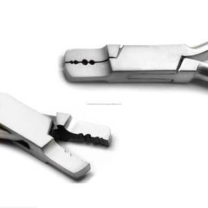 Alicate de Ortodoncia Quirúrgico de Precisión Mundial para Remover Brackets Dentales, con Puntas Anguladas y Dentadas, Ergonómico, Manual, CE - Product Image 4