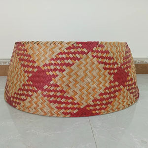 Chrismart Elegante soporte para árbol de Navidad con accesorios que incluyen un lujoso collar de árbol - Product Image 3