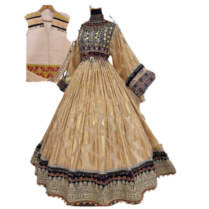 ชุดแต่งงานแบบดั้งเดิมของปากีสถานที่ทันสมัยพร้อมของตกแต่งปักลายดอกไม้คริสตัลหรูหราพร้อมคุณสมบัติขนาดพิเศษ - Product Image 3