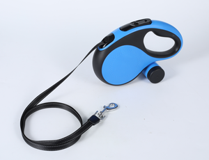 Correa Retráctil de Dos Colores Azul y Negro de 8 Metros con Dispensador de Bolsas para Excrementos - Product Image 3