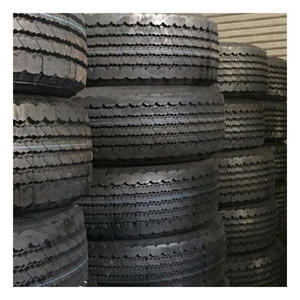 Neumáticos de Camión Usados de Alta Calidad, Neumáticos Comerciales de Segunda Mano con Buen Estado de la Banda de Rodadura para Compradores Mayoristas - Product Image 1